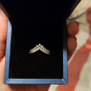 Pandora wishbone princess ring